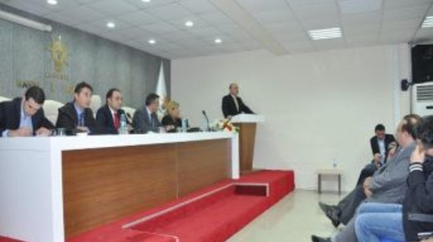 Ak Partili Aday Adayları Kendilerini Y&ouml;netime Tanıttı