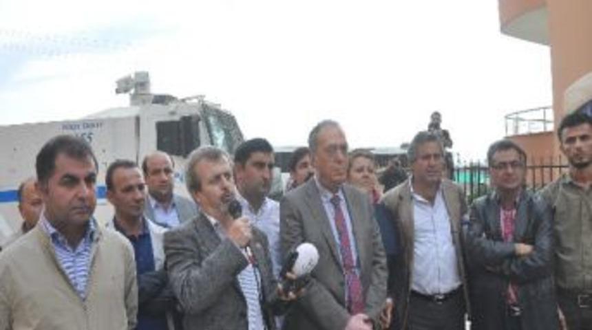 Polis, 8 Kişilik Ttb Heyetinin G&ouml;kkan'la G&ouml;r&uuml;şmesine İzin Vermedi