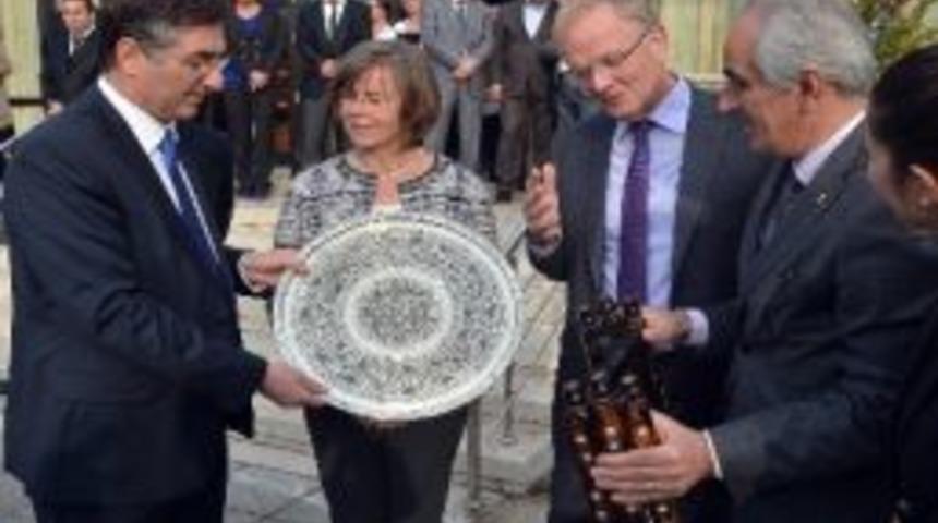 Ankara B&uuml;y&uuml;kşehir Belediyesi&rsquo;nden &ldquo;işte G&uuml;neş&rdquo; Sergisi