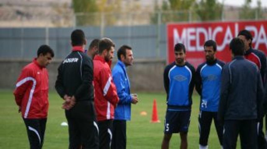 Elazığspor'da G&ouml;zler Kayseri Erciyesspor Ma&ccedil;ına &Ccedil;evrildi