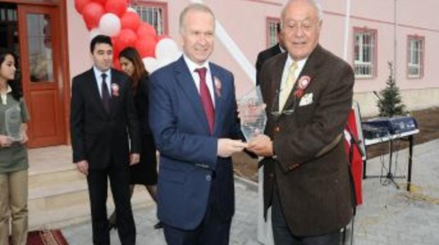 Nevşehirli Hayırsever Iş Adamından Eğitime B&uuml;y&uuml;k Katkı
