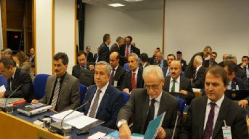 Arın&ccedil;, Kendisine Bağlı Kurumların &Ccedil;alışmaları Hakkında Bilgi Verdi