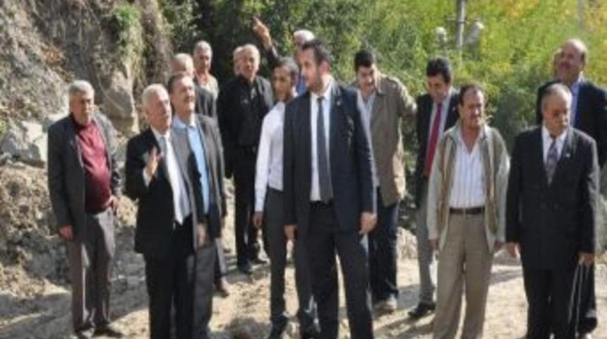 Başkan Akdemir, Devam Eden Yol &Ccedil;alışmalarını İnceledi