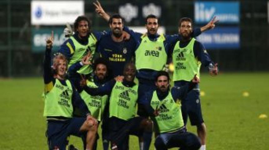 Fenerbah&ccedil;e, Galatasaray Ma&ccedil;ı Hazırlıklarına Başladı