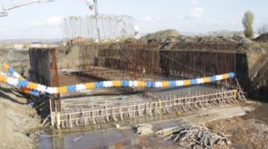 Akhisar K&ouml;pr&uuml;s&uuml;'n&uuml;n Temeli Atıldı