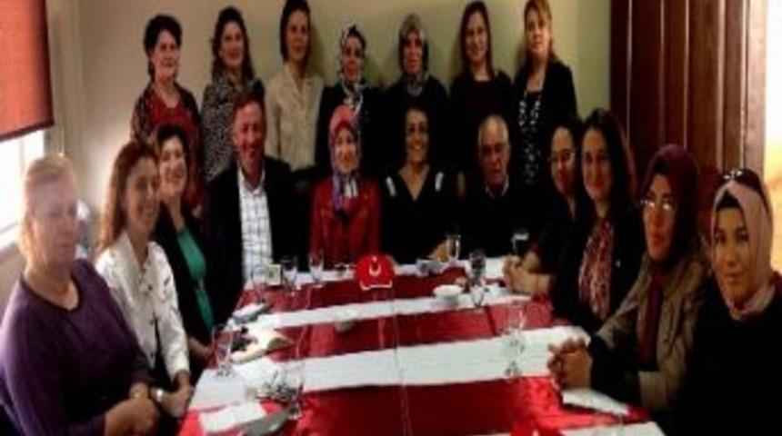 Ak Parti&rsquo;li Kadınlar Sultanhisar&rsquo;da Bir Araya Geldi