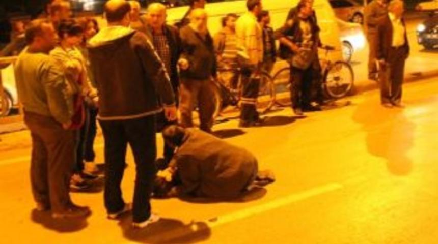 Bisikletli, M&uuml;zik Dinlerken Otomobile &Ccedil;arptı