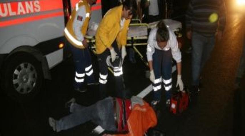 Kamyonetin &Ccedil;arptığı Yaya Ağır Yaralandı