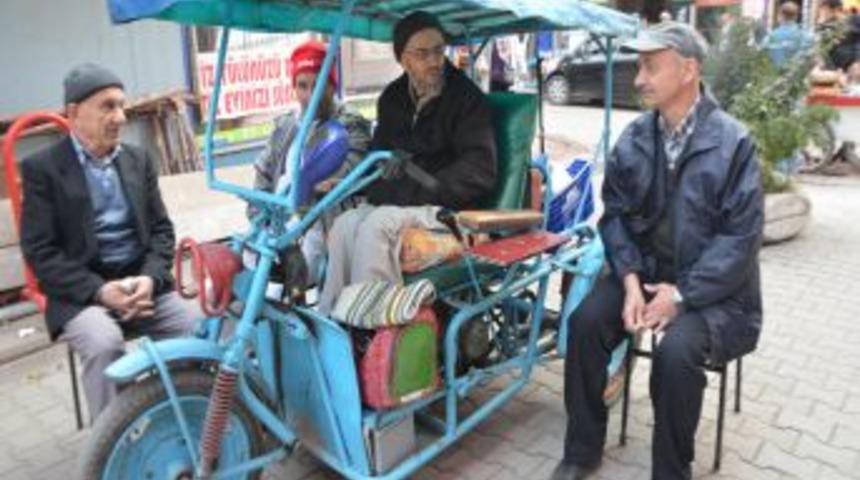 &Uuml;&ccedil; Tekerlek &Uuml;st&uuml;nde Ge&ccedil;en Hayat