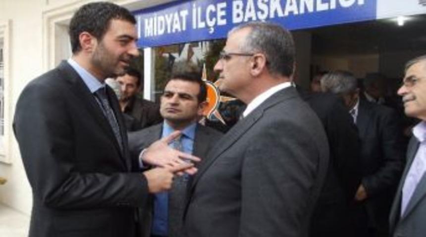 Sinanoğlu Midyat'ı Ziyaret Etti