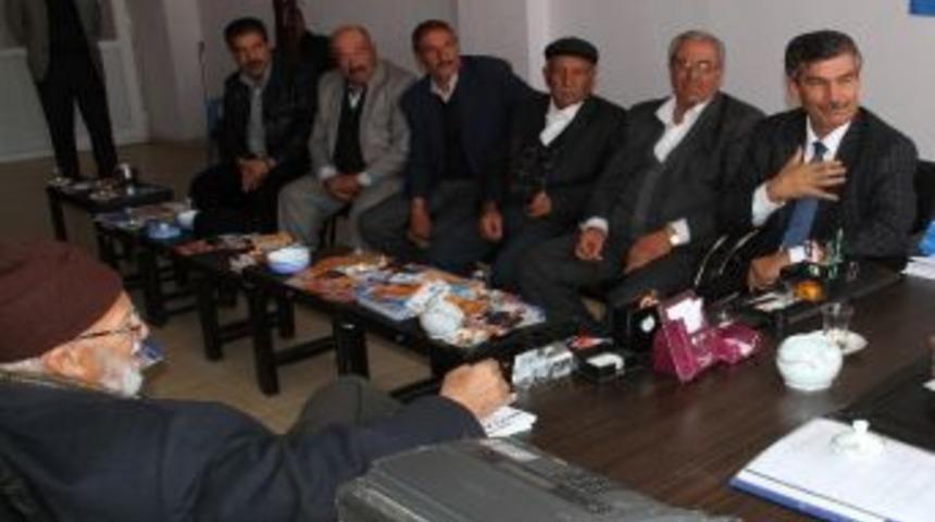 B&uuml;y&uuml;kşehir Aday Adayı Profes&ouml;re Erciş&rsquo;te Yoğun İlgi