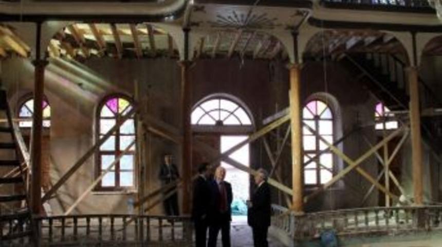 M&uuml;ft&uuml; G&uuml;nd&uuml;z Şadırvan Camisinde İnceleme Yaptı