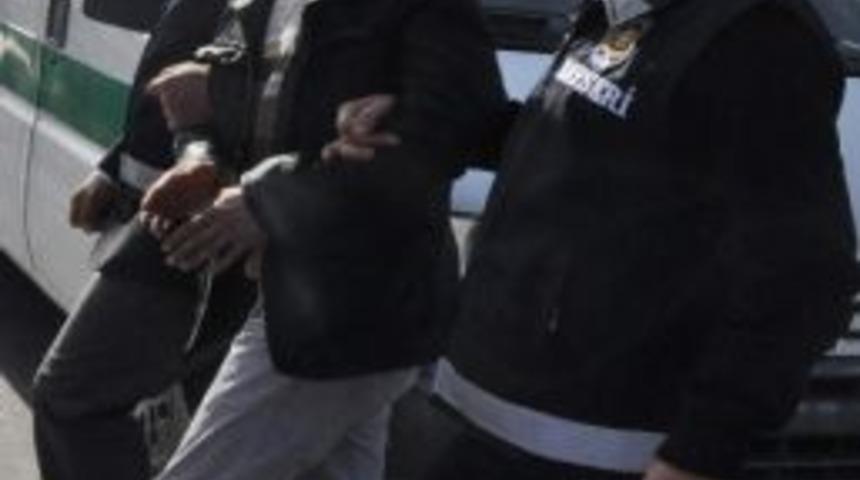 Hırsızı Gasp Eden 2 Kişi Yakalandı