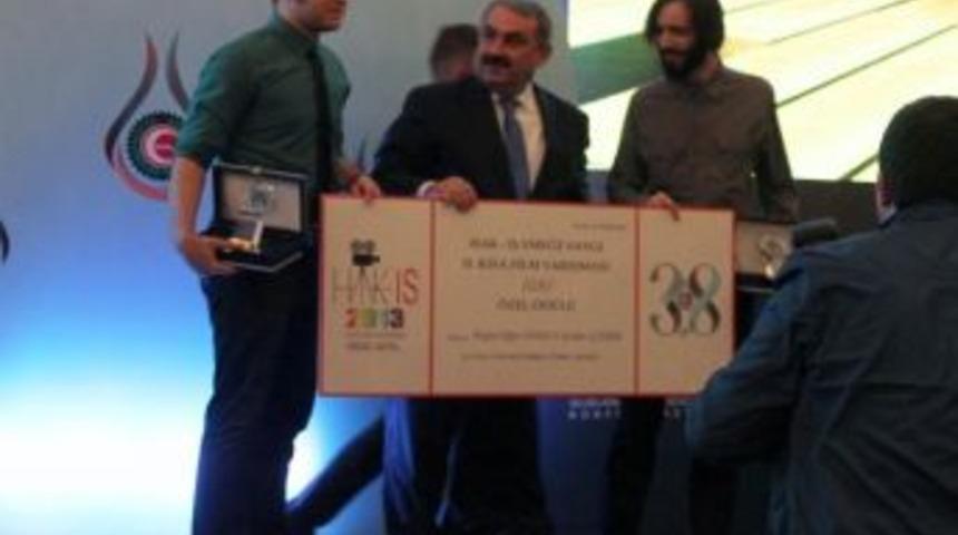 &Ccedil;izgifilm Ve Animasyon &Ouml;ğrencilerine &Ouml;d&uuml;l