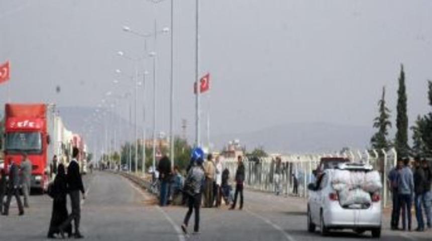 &Ouml;nc&uuml;pınar Sınır Kapısı Hareketlendi