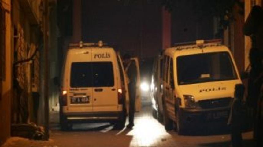 Bunalıma Giren Gen&ccedil; İntihar Etti