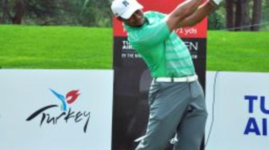D&uuml;nyaca &Uuml;nl&uuml; Golf&ccedil;&uuml; Tiger Woods, &Ccedil;avuşoğlu Ve Ağaoğlu Ma&ccedil; Yaptı