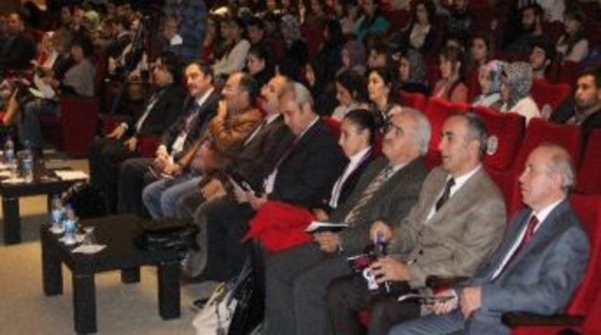 İletişim Fak&uuml;ltesinden Erzurum'da &ldquo;medya Ve Mahremiyetin Sınırları&rdquo; Sempozyumu