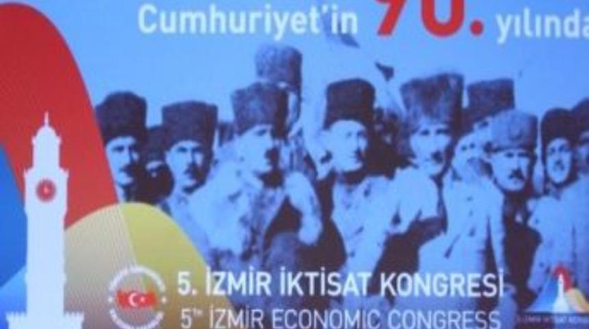 Kilis 7 Aralık &Uuml;niversitesi 5. İzmir İktisat Kongresi&rsquo;nde