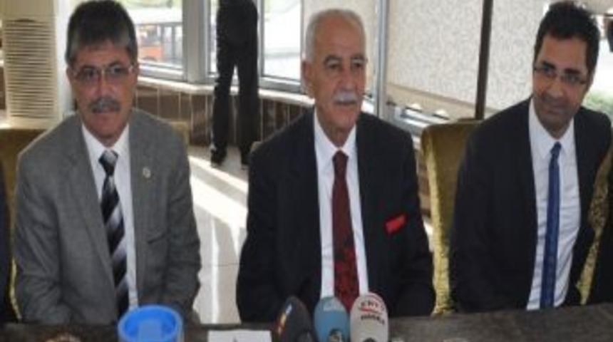 Yeşilyurt Belediye Başkanlığı Aday Adayı Kavuk, Basınla Bir Araya Geldi