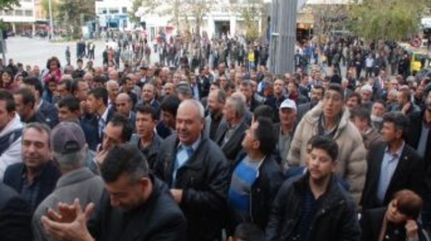 Ko&ccedil;yiğit, Aday Adaylığını A&ccedil;ıkladı