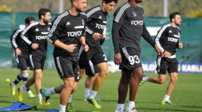 Beşiktaş, Kayserispor Ma&ccedil;ı Hazırlıklarını S&uuml;rd&uuml;r&uuml;yor