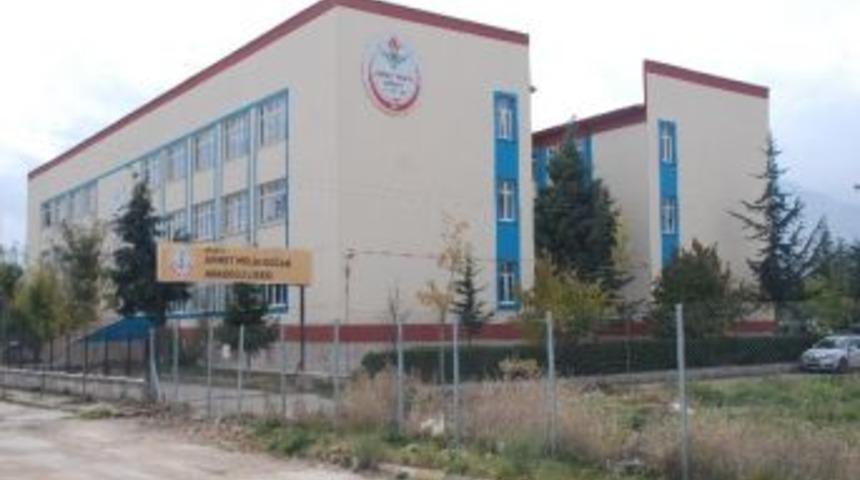 Yemekhanede 'cinsiyet' Ayrımı