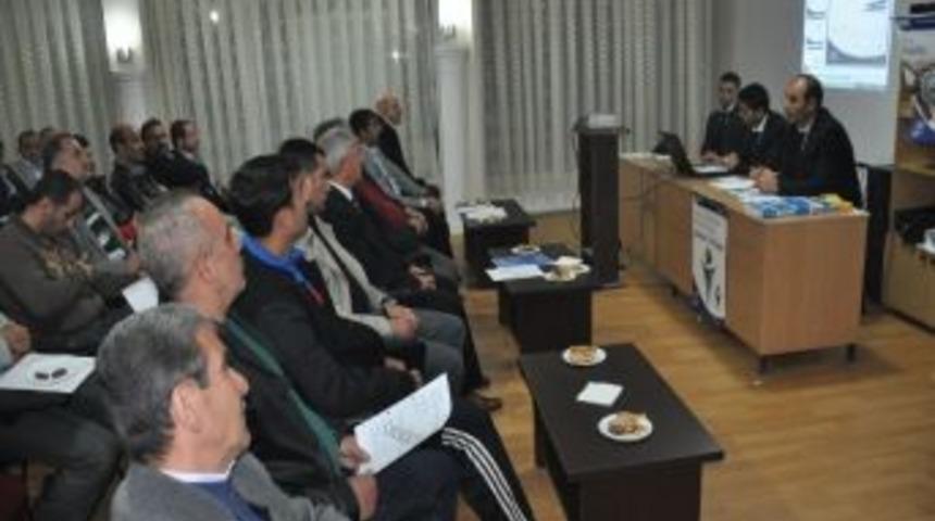 Amat&ouml;rlere Yeni Dernek Kanunu Anlatıldı