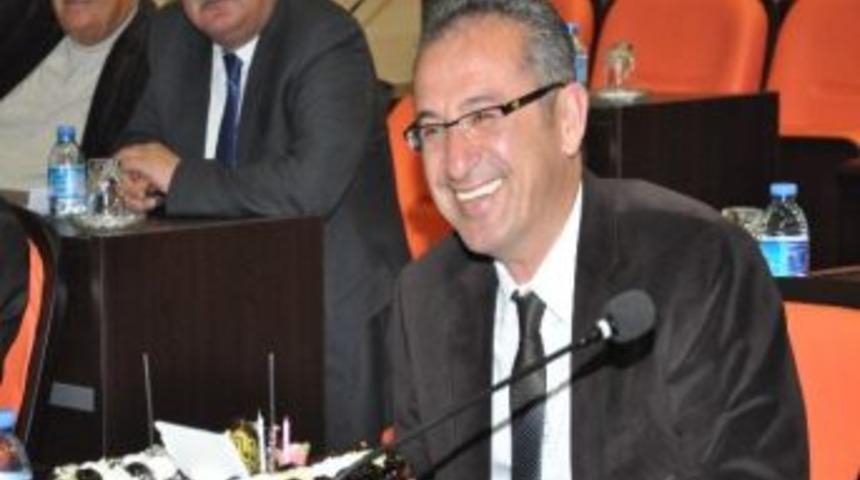 Bolu İl Genel Meclisinde Doğum G&uuml;n&uuml; S&uuml;rprizi