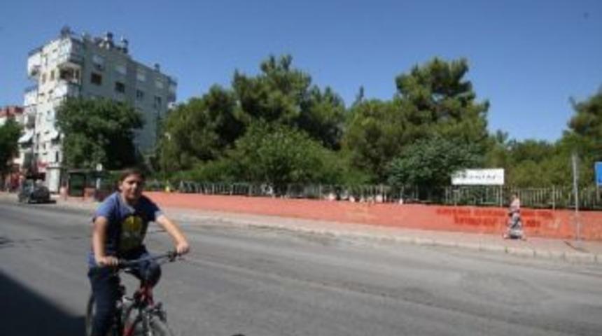 Antalya İl &Ouml;zel İdaresi 10 Adet Taşınmazını İhale İle Satışa &Ccedil;ıkartıyor