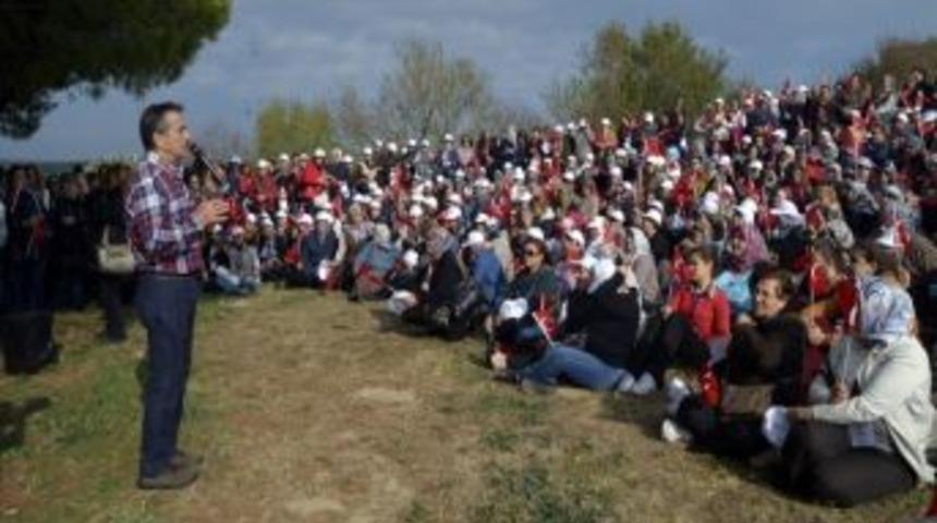 Eskişehirli Kadınların &Ccedil;anakkale &Ccedil;ıkarması