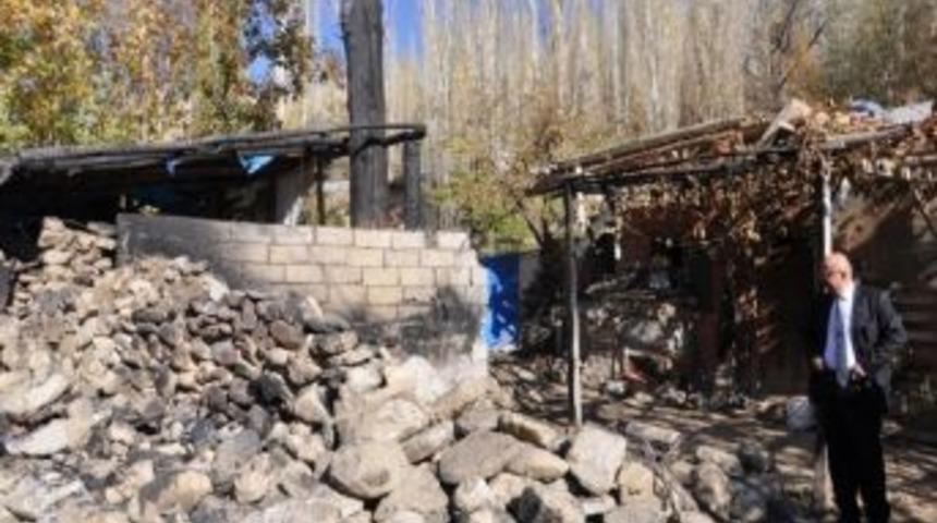 Başkan Samur&rsquo;dan Evi Yanan Aileye Ge&ccedil;miş Olsun Ziyareti