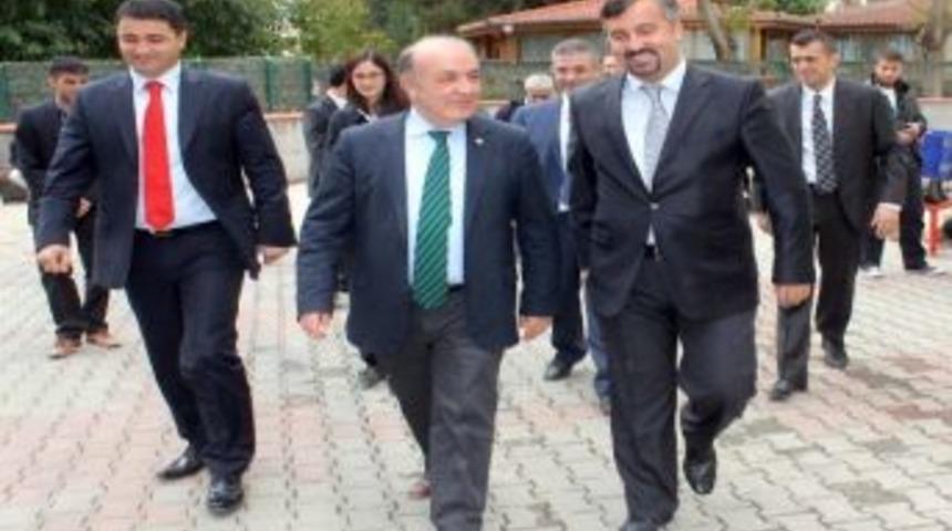 Rekt&ouml;r Coşkun&rsquo;dan Dekan Altıntaş&rsquo;a Ziyaret