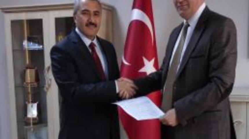 Kimse Yok Mu Derneği, Milli Eğitim M&uuml;d&uuml;rl&uuml;ğ&uuml; Ile Protokol Imzaladı