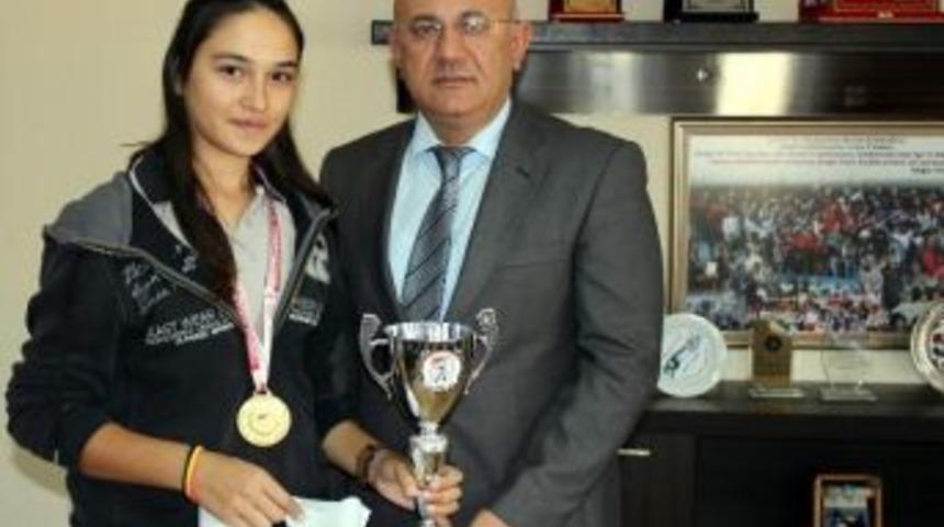 Milli Atıcı Çavlı, Hacıcaferoğlu’nu Ziyaret Etti