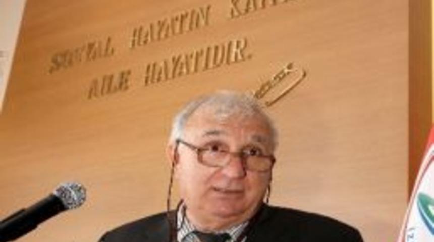 K&uuml;lt&uuml;r Sempozyumu Karşıyaka&rsquo;nın Ge&ccedil;mişine Işık Tutuyor