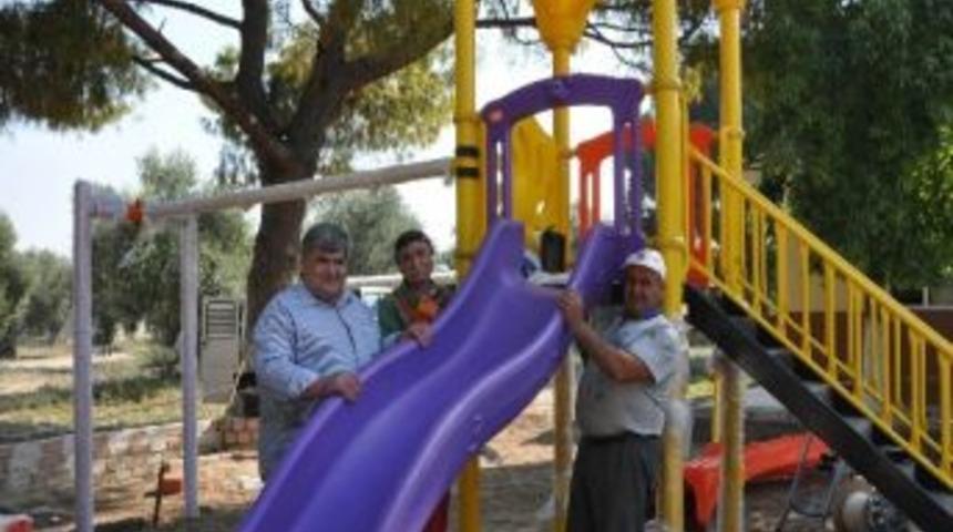 Akk&ouml;y İlk Ve Ortaokulu'na &Ccedil;ocuk Parkı