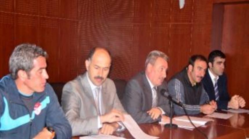 Okul Sporları Bilgilendirme Toplantısı Yapıldı