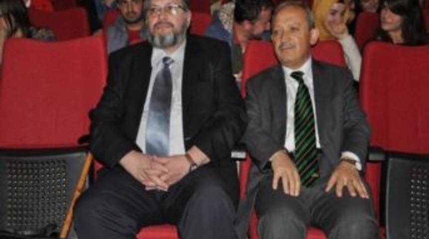 Prof. Tabakoğlu: "t&uuml;rkler M&uuml;sl&uuml;man Olduktan Sonra Merkeziyet&ccedil;i Bir Devlet Kurdular Ve Tarihe Y&ouml;n Verdiler"