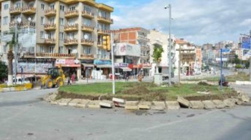 Karayollarının &Ccedil;alışmalarıyla İlgili Toplantı Yapıldı