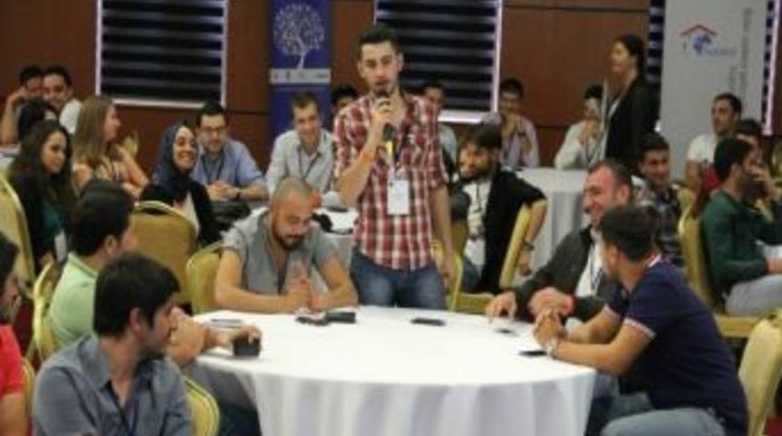 Akyazı Belediyesi Gen&ccedil;lik Meclisi, Parlamentoda Sakarya&rsquo;yı Temsil Etti