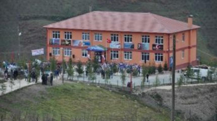 Boeing&rsquo;in Ordu&rsquo;da Yaptırdığı Okul A&ccedil;ıldı