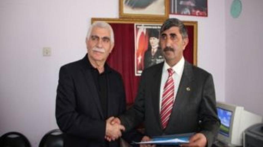 R&uuml;stem &Uuml;st&uuml;n Mhp&rsquo;den Aday Adayı