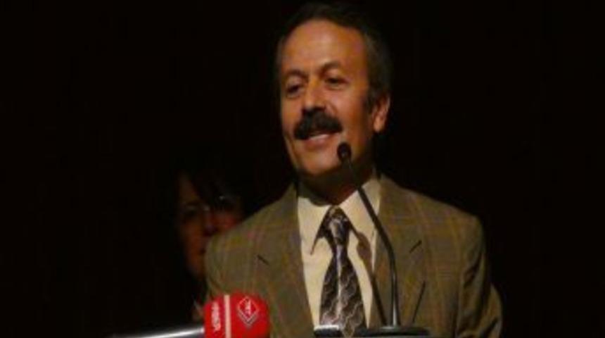 Aksaray &Uuml;niversitesi Rekt&ouml;r&uuml; Acar: Karaman I&ccedil;in Başkan Adayı Değilim