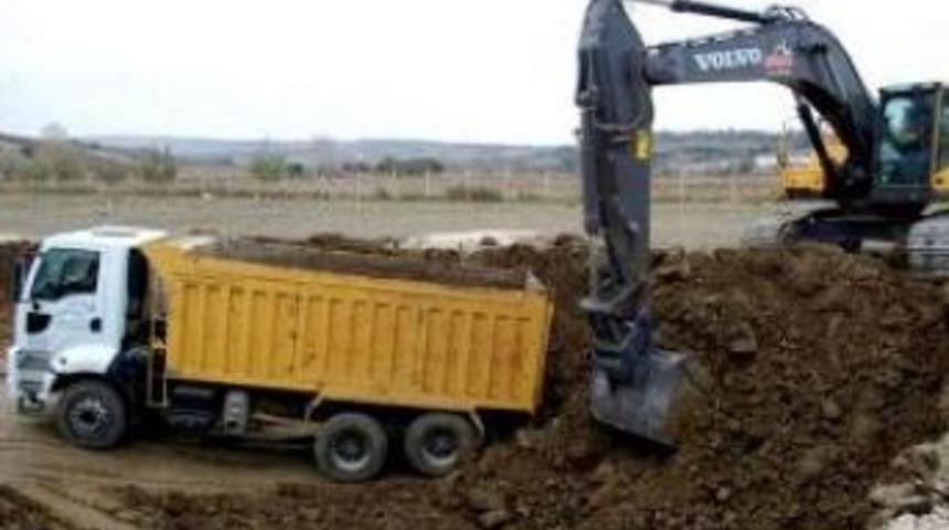 Atıksu arıtma tesisi hafriyatı başladı