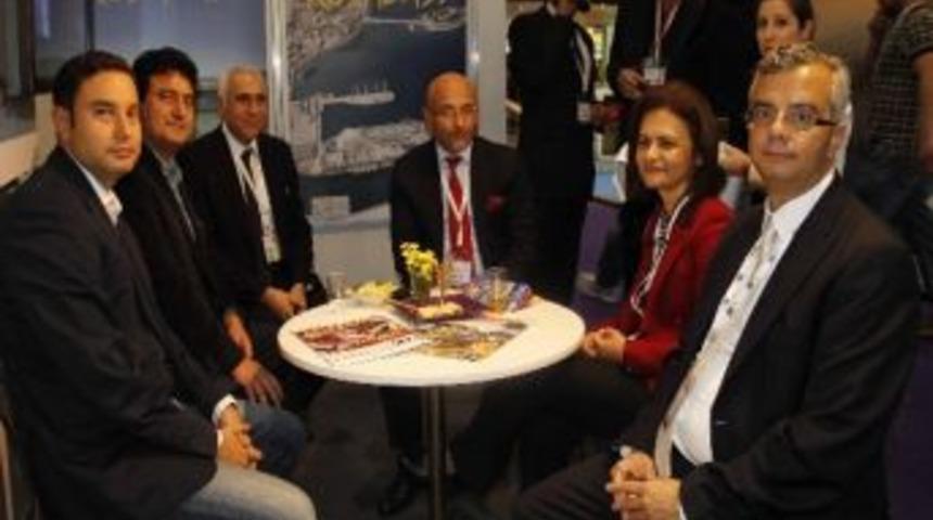 Turizmciler, Kuşadası Belediyesi&rsquo;nin Kokteyli&rsquo;nde Buluştu