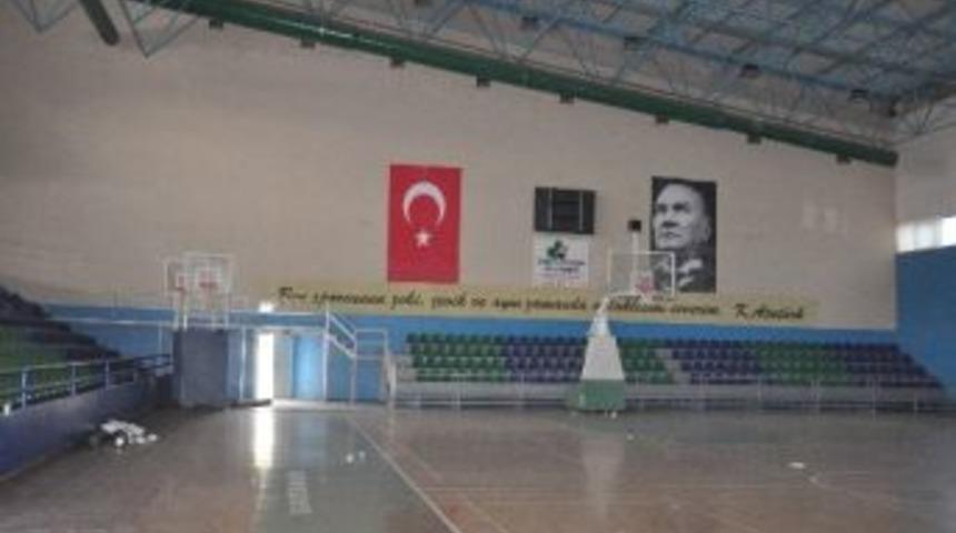 Bodrum Spor Salonuna Ek Trib&uuml;n Yapıldı