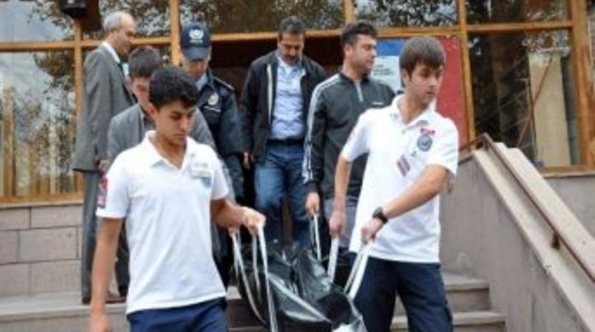 Ecel camide yakaladı