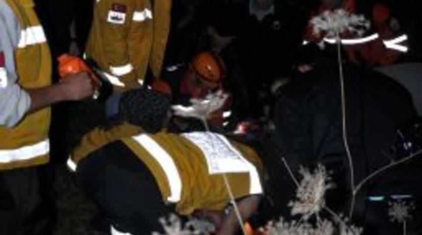 Zonguldak'ta Otomobil Şarampole U&ccedil;tu: 5 Yaralı