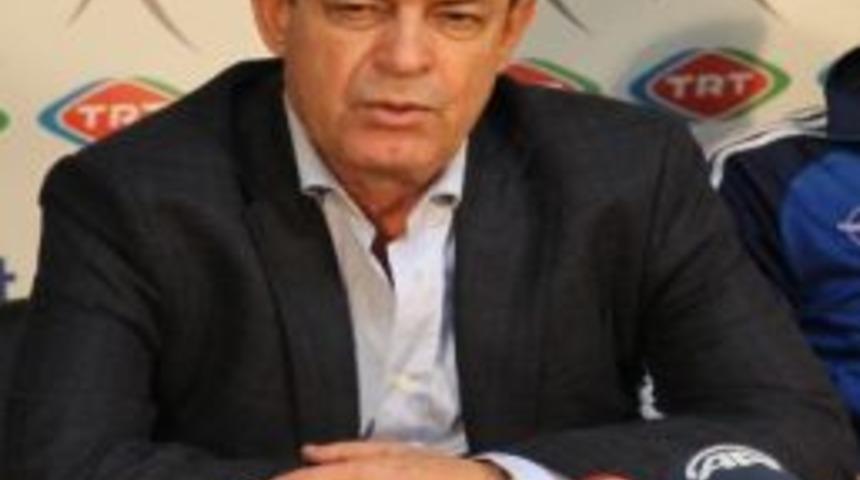 Adana Demirspor&rsquo;da Teknik Direkt&ouml;r Y&uuml;cel İldiz İstifa Etti